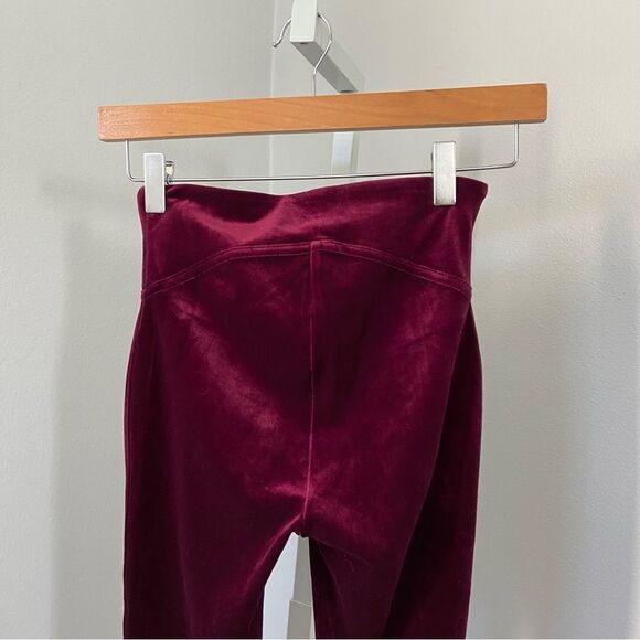 NWT Spanx Velvet Leggings Rich Burgundy size XS - Picture 10 of 14